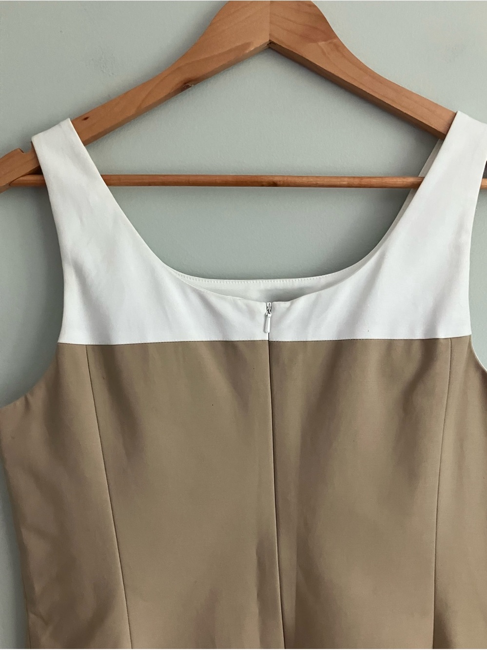 MICHAEL KORS White and Tan Sheath Dress Size 8 - Picture 6 of 11